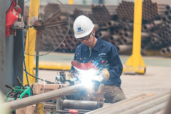 奎屯网架焊接车间